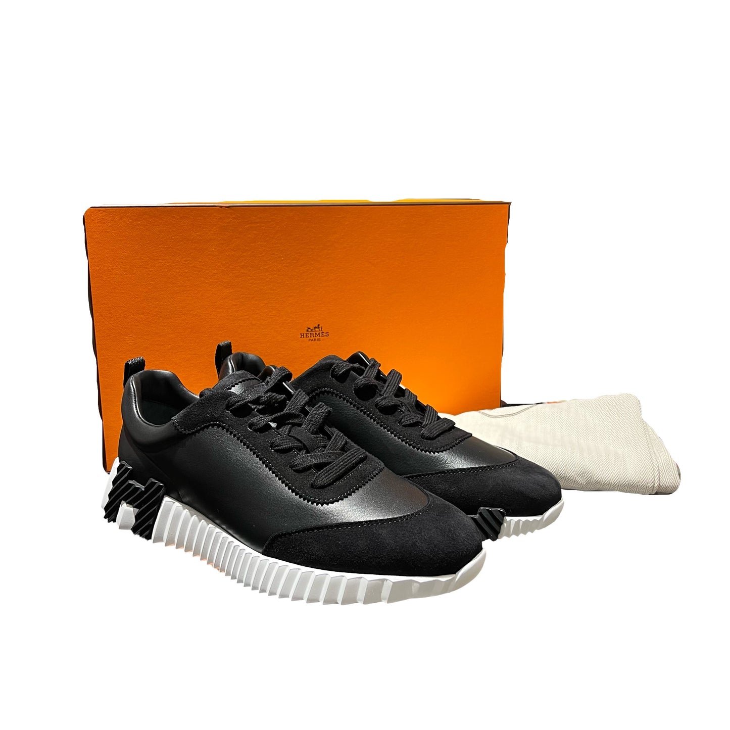New HERMÈS Calfskin Leather Sneakers Black White