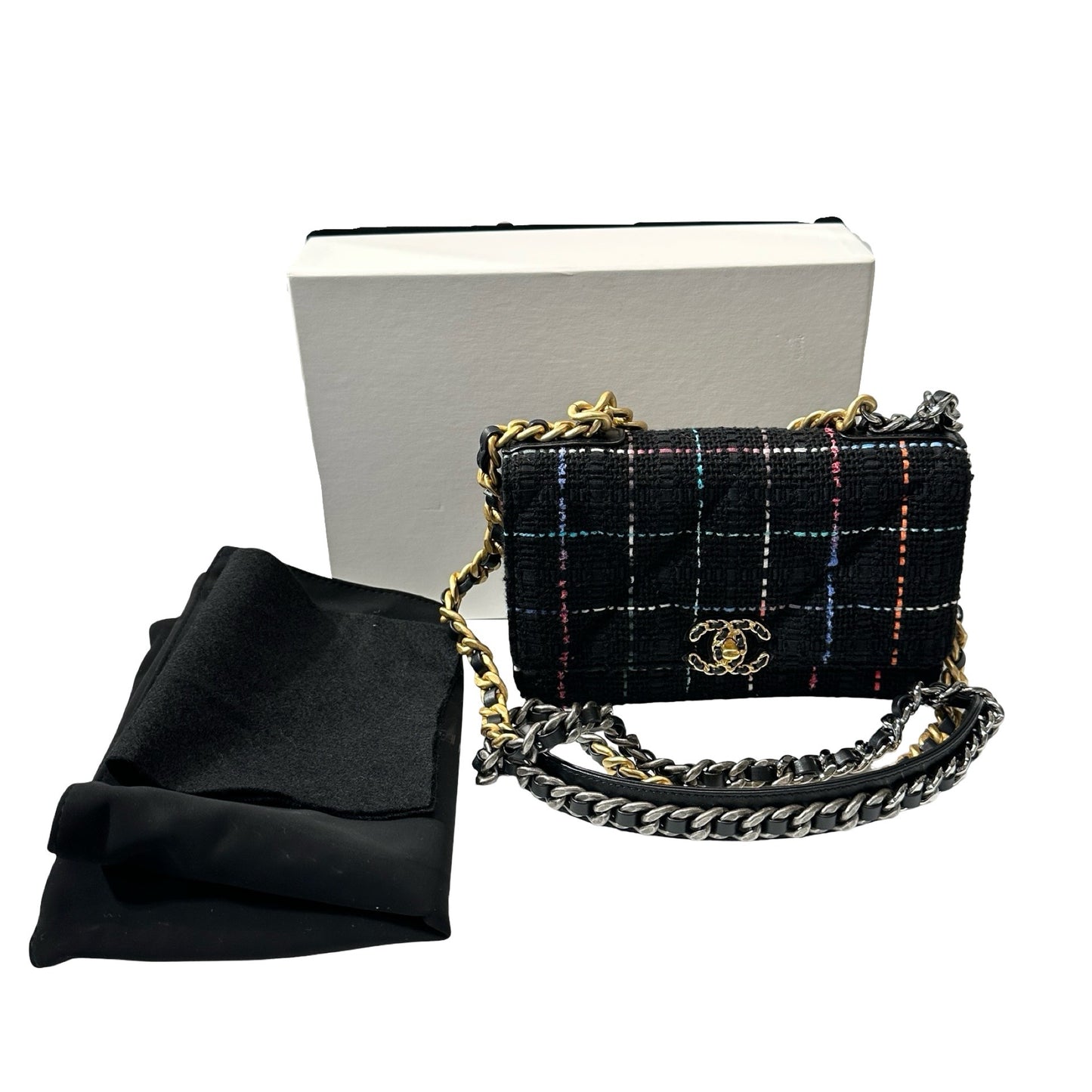 Unused CHANEL 19 Tweed Chain Shoulder Bag Black GHW