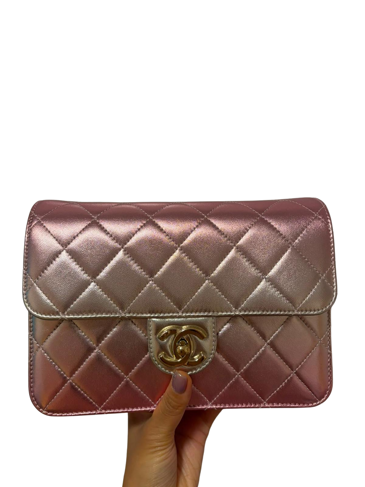Used CHANEL Quilted Lambskin 22C Like a wallet flap bag Shoulder Bag Pink Metallic