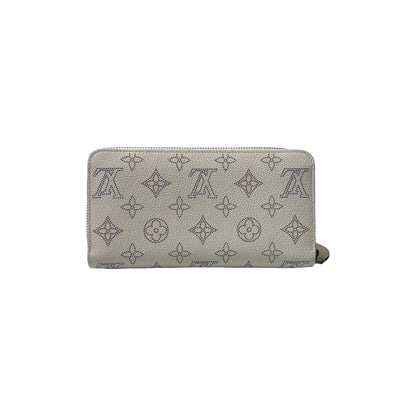 Used LOUIS VUITTON Mahina perforated calf leather Long wallet Wallet White PHW