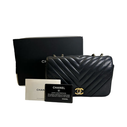 Used CHANEL Chevron Leather Chevron Flap Bag Chain Shoulder Bag Black Gold