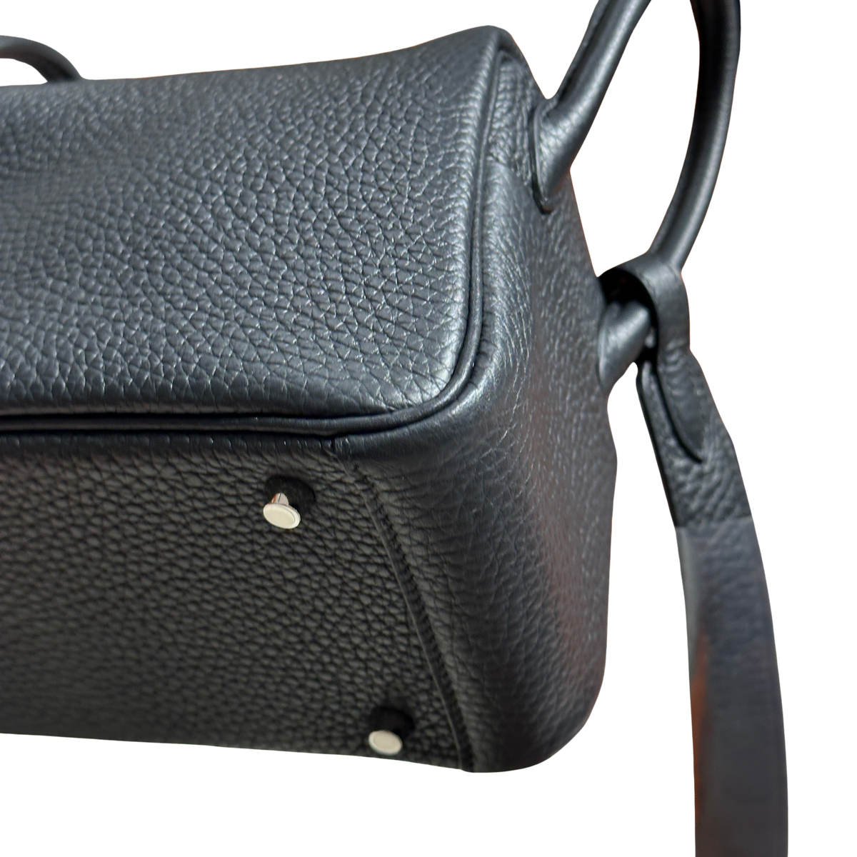 Brand New HERMES Taurillon Clemence Lindy Mini II Handbag Noir Black