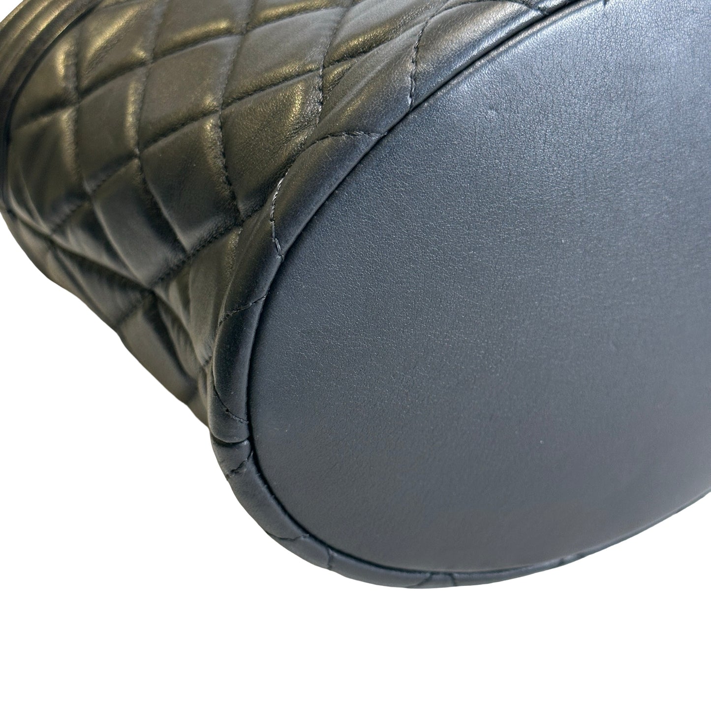 Used CHANEL Quilted Leather Boy Chanel Bucket Bag Bucket Bag Black，GHW