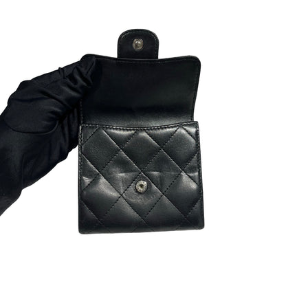 CHANEL WALLET BLACK LAMBSKIN PHW [3000631]