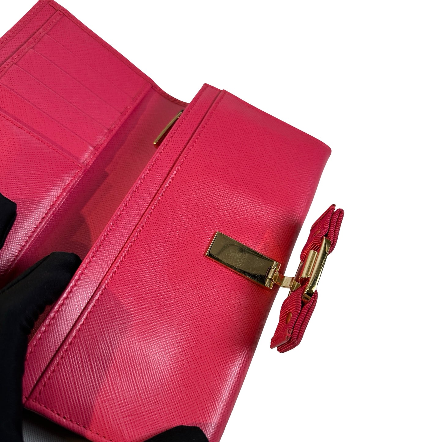 Used SALVATORE FERRAGAMO Saffiano Leather Vara Bow Flap Wallet Long wallet Pink