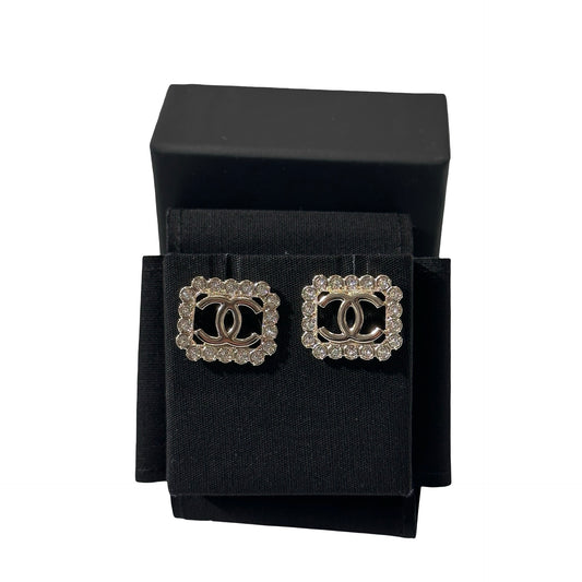 Used Chanel White Gold Earrings PHW