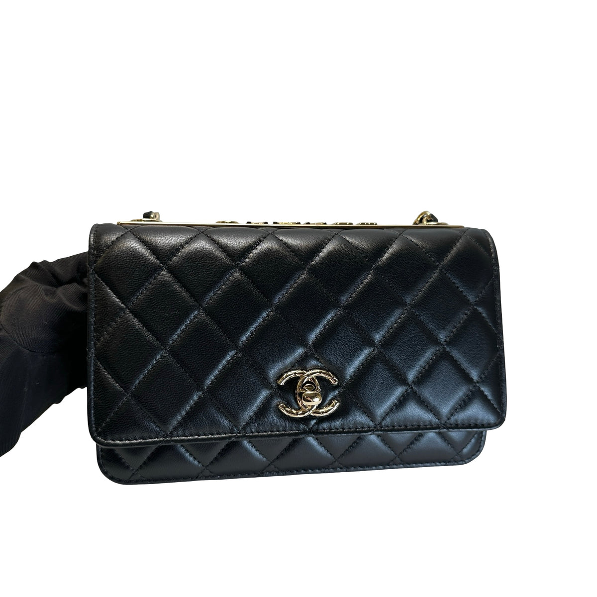 Used CHANEL Quilted Lambskin Wallet on chain Wallet on chain Black Gold