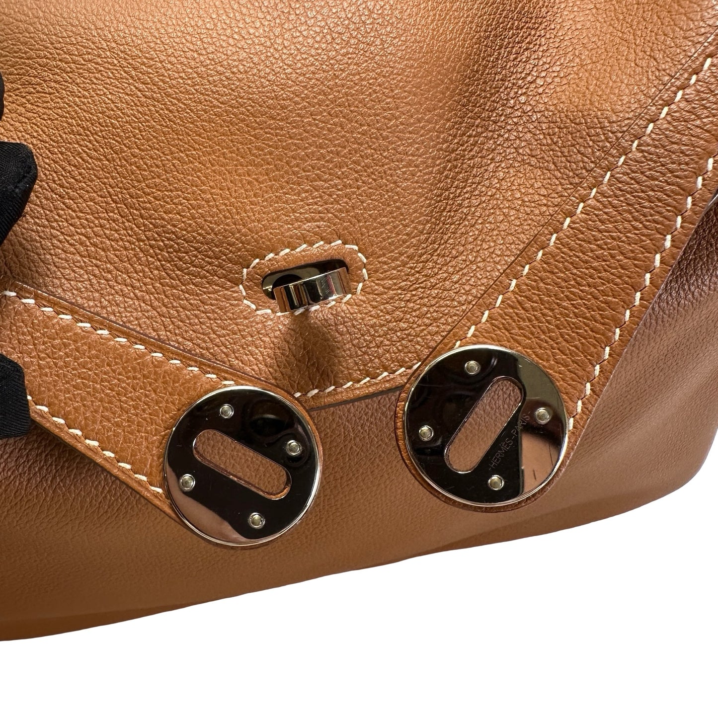 Used HERMES Leather Solid color Lindy 26 Handbag Gold PHW
