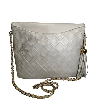 Used CHANEL Quilted Leather Quilted Flap Bag Handbags White GHW