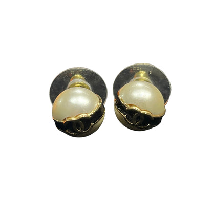 CHANEL Earrings Gold