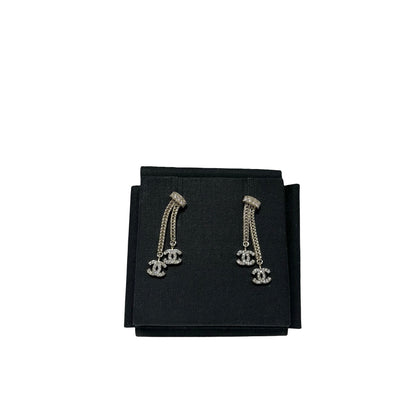 CHANEL GOLD CC DANGLE EARRINGS [3000639]