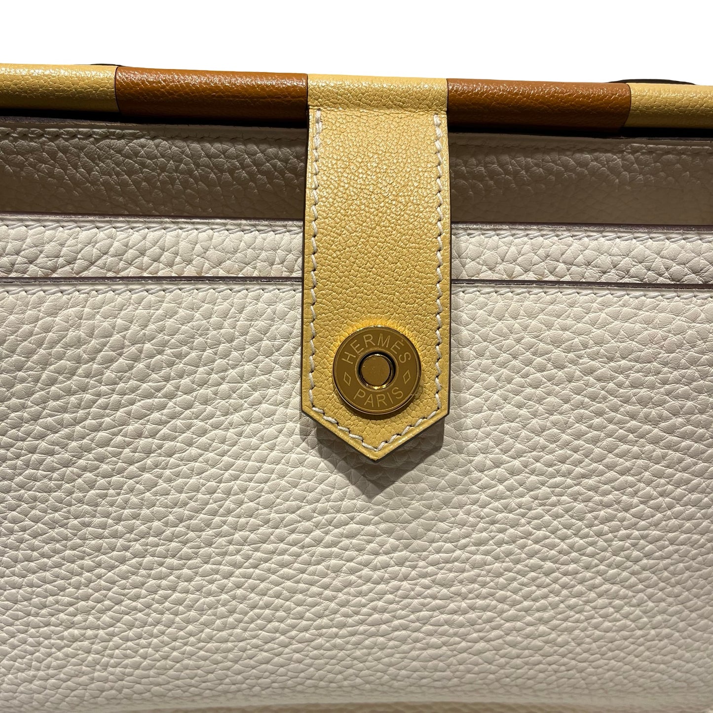 Used HERMÈS SAUT HERMES 25 Shoulder Bag White GHW