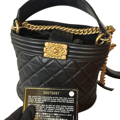 Used CHANEL Quilted Leather Boy Chanel Bucket Bag Bucket Bag Black，GHW