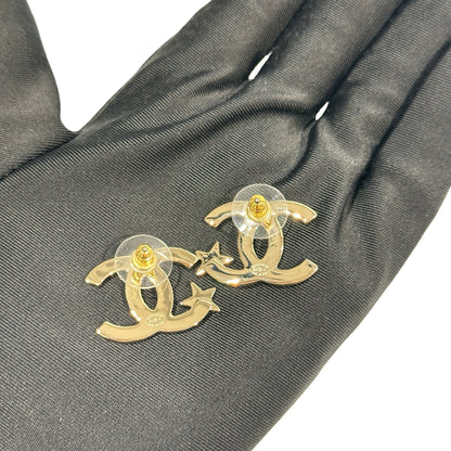 Used Chanel CC Logo Star Earrings Accessories GHW