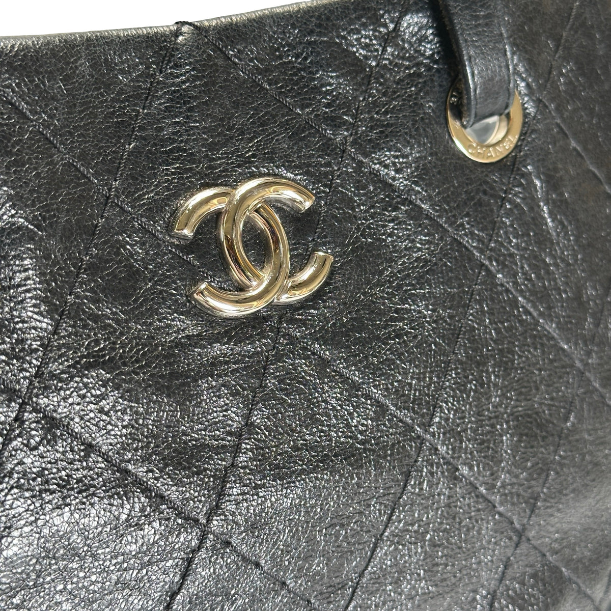 Used CHANEL Wrinkled Calfskin Hobo Shoulder Bag Black PHW