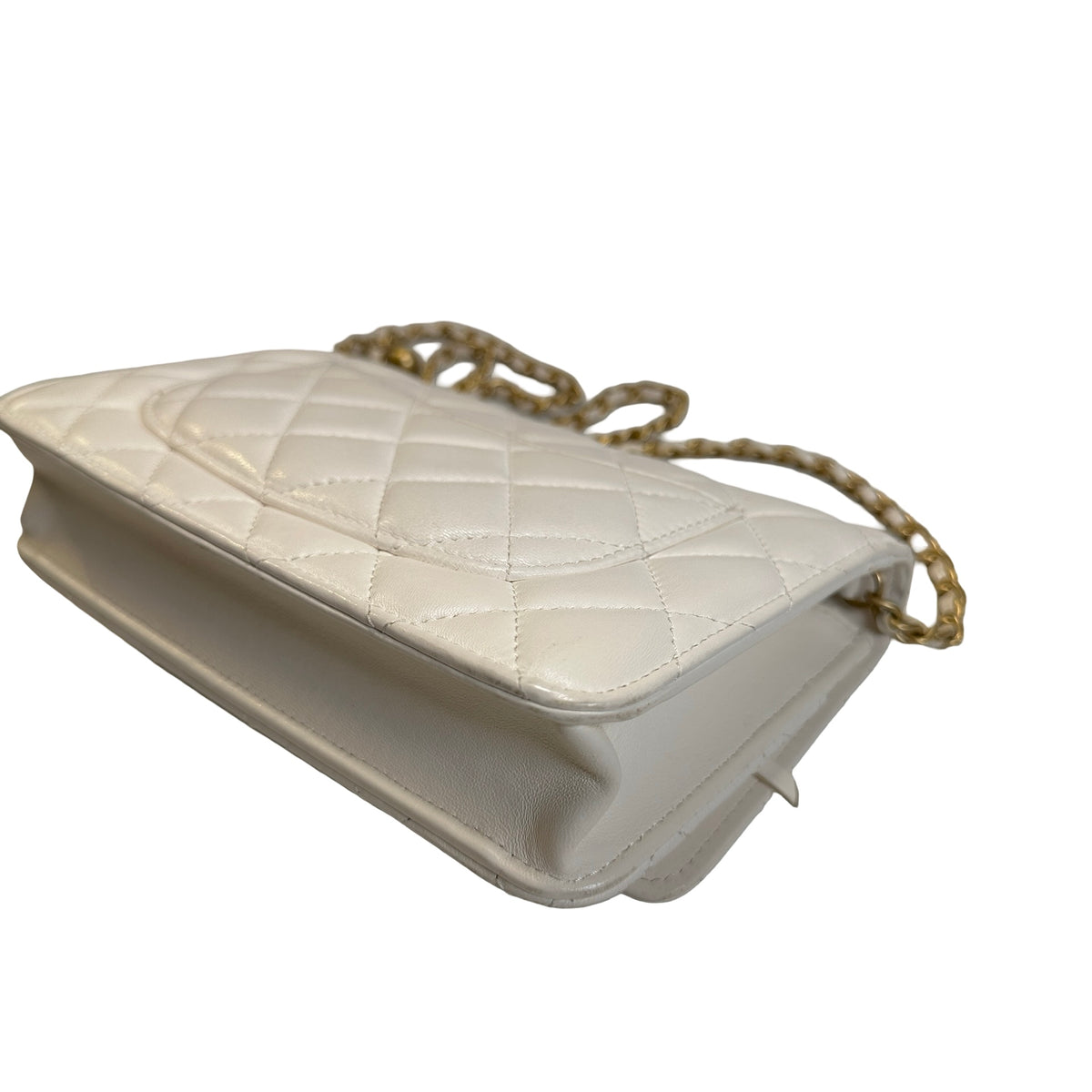 Used CHANEL Quilted Lambskin Wallet on chain Wallet on chain White Gold