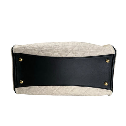 Used CHANEL Quilted Tweed 25 Bag Shoulder Bag White GHW