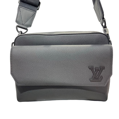 Unused LOUIS VUITTON Calfskin Leather Fastline Messenger Cross Body Bag Black