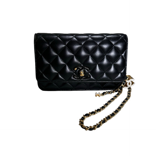 Used CHANEL Quilted Lambskin Wallet on chain Wallet on chain Black GHW