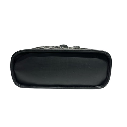 COACH BLACK CANVAS HAND BAG [3000664]