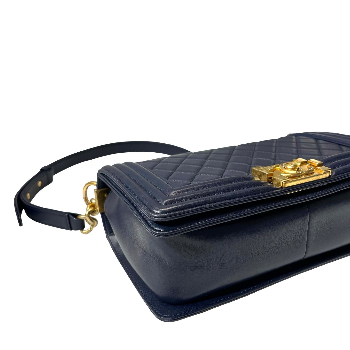 CHANEL Chain Shoulder Bag