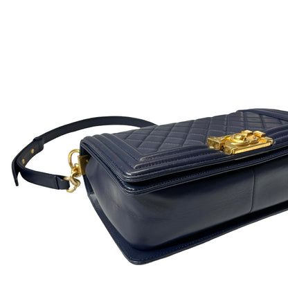 CHANEL Chain Shoulder Bag