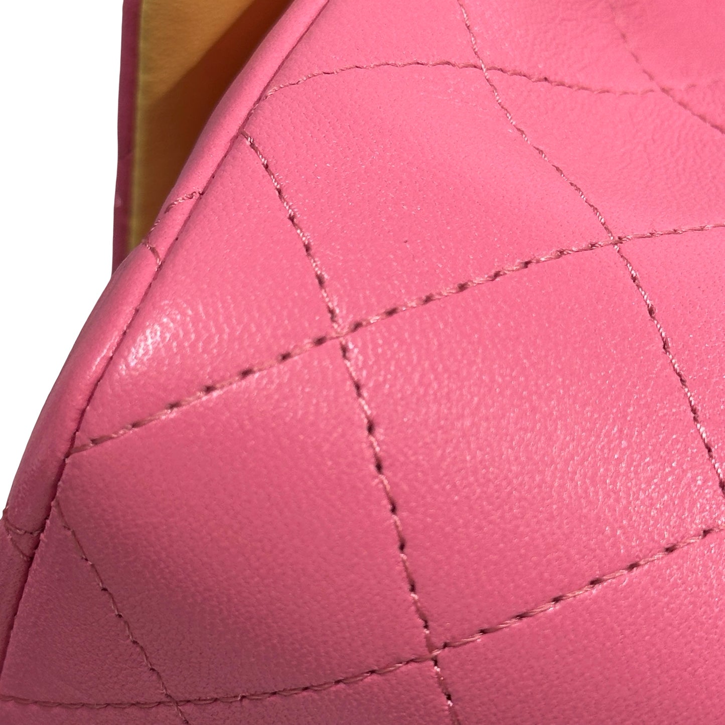 Used CHANEL Matelasse Lambskin Flap Bag Chain Shoulder Bag Pink