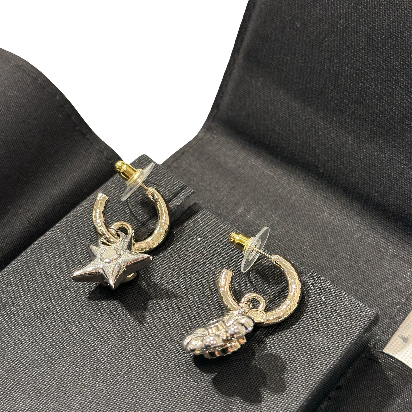 Used Chanel White Gold Earrings PHW