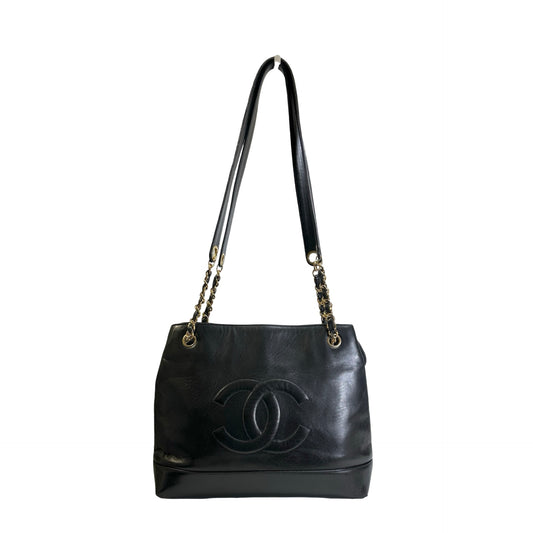 Used CHANEL solid vintage CC logo shoulder bag Shoulder Bag black