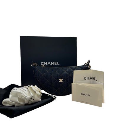 New Chanel Denim Clutch with Gold-Tone Chain Shoulder Bag Navy GHW