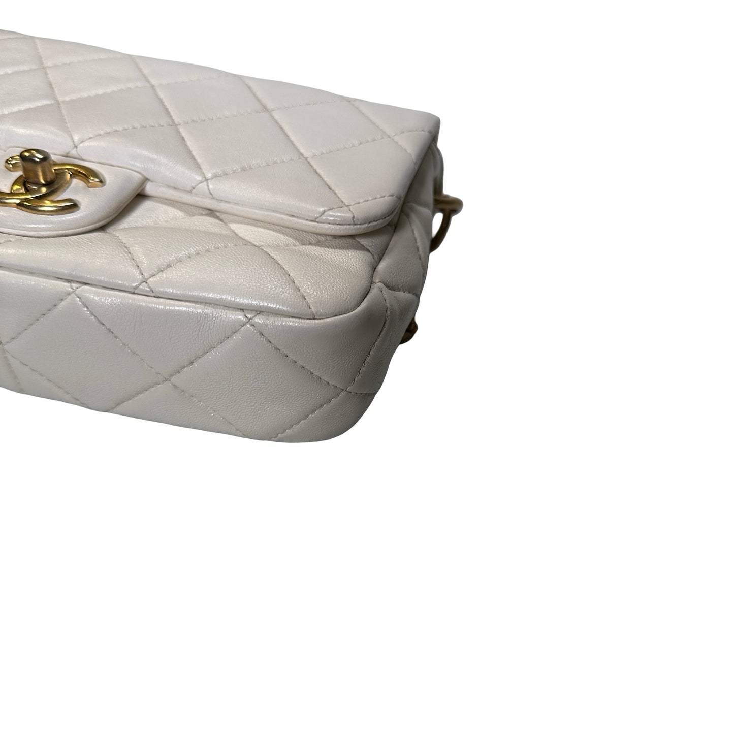 Used CHANEL Quilted Classic Flap Chain Shoulder Bag White