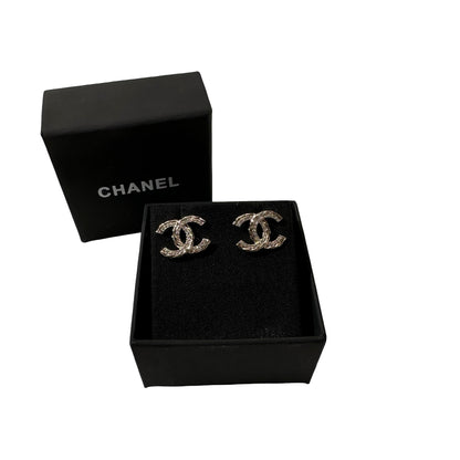 Used CHANEL Earrings Gold