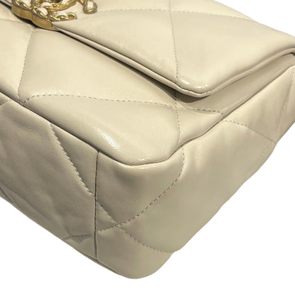 Used CHANEL Lambskin Quilted Chanel 19 Chain Shoulder Bag Cream White GHW