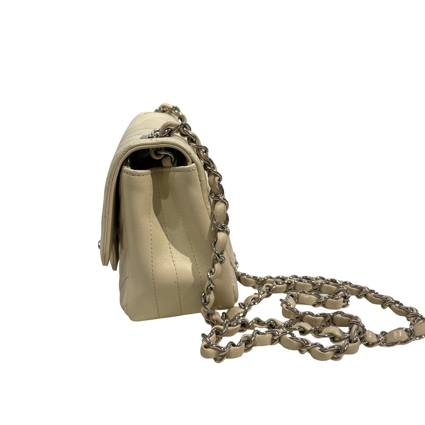 Used CHANEL Chevron Lambskin Chevron Flap Bag Chain Shoulder Bag White Silver hardware