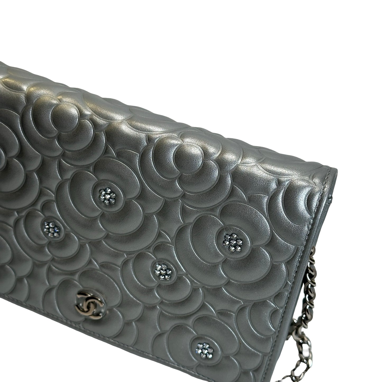 Used CHANEL Camellia Leather woc Wallet on chain Silver，Phw