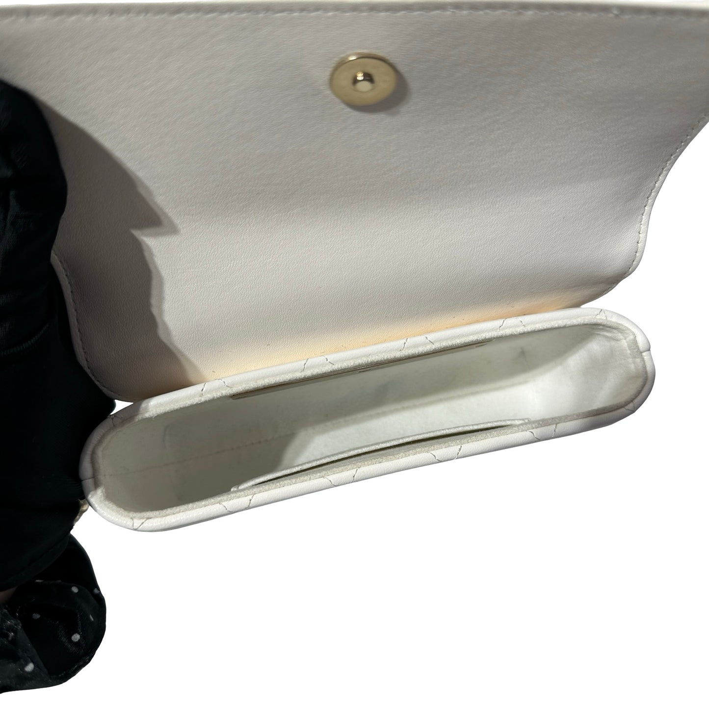 Used CHANEL Lambskin Leather Used Chanel FLAP Cross Body Bag GHW White