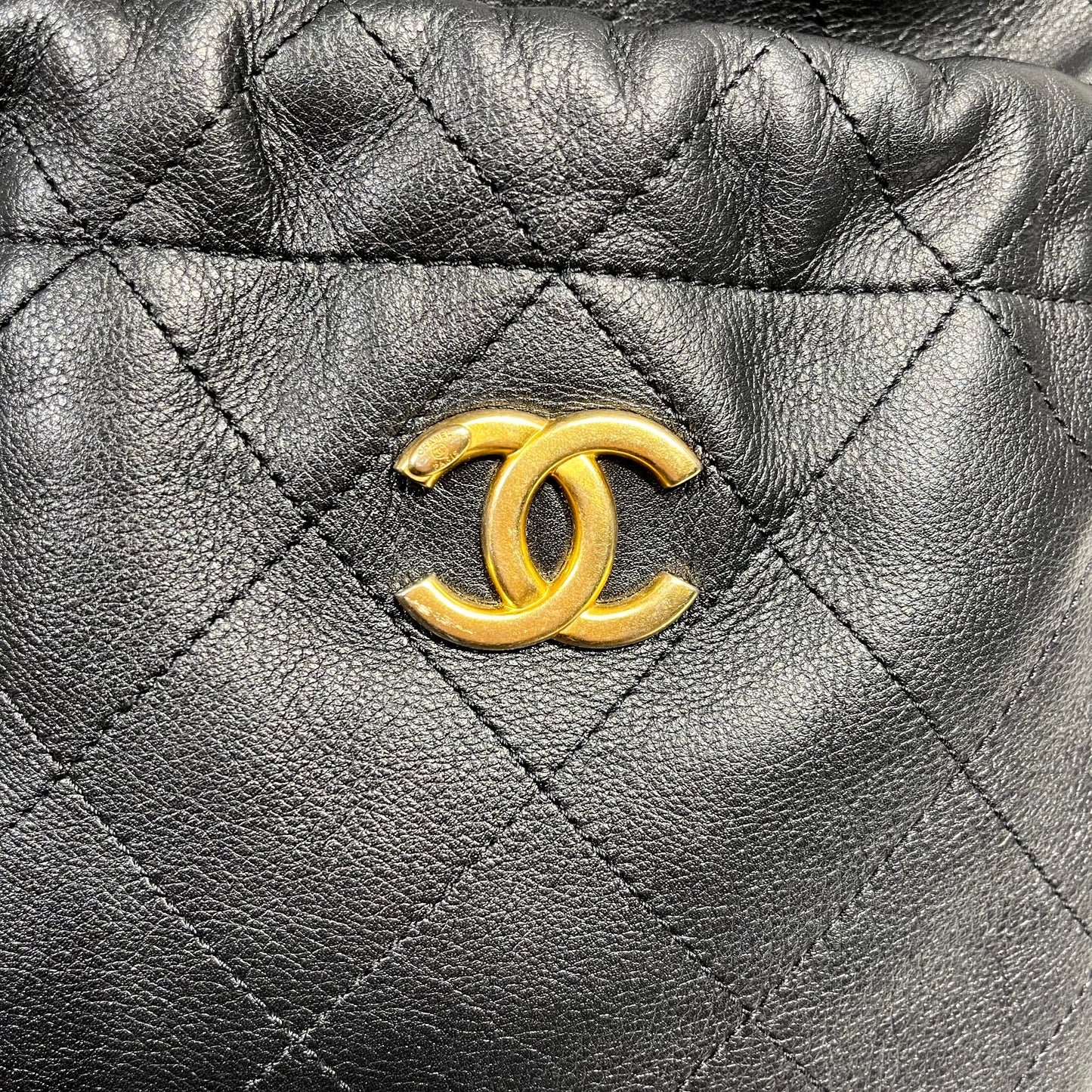 CHANEL BUCKET BAG BLACK GHW [3001201]