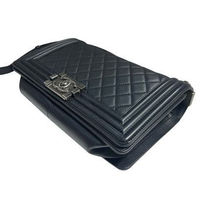 CHANEL BOY 25CM [3000501]