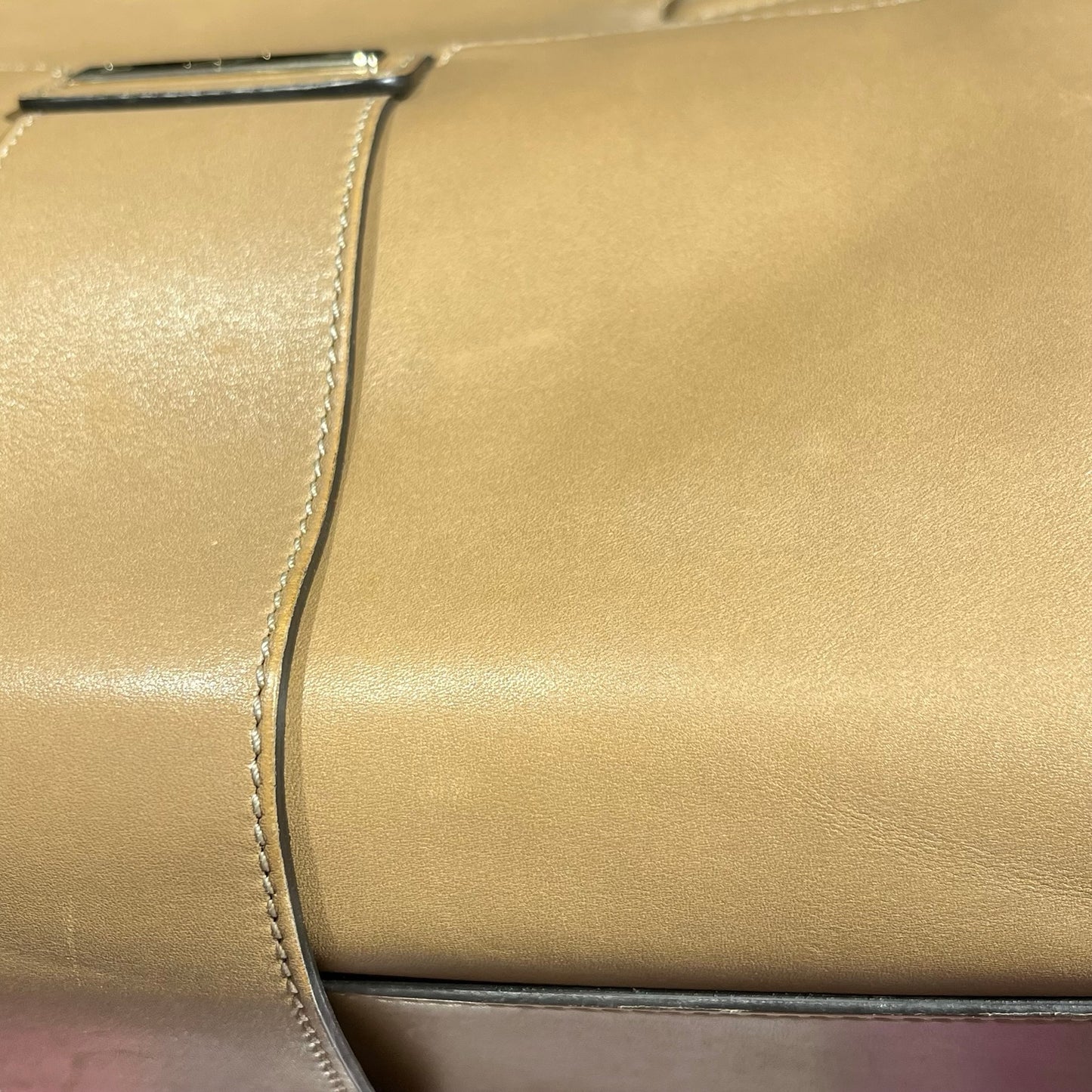 Used Roger Vivier Leather Handbag Brown GHW