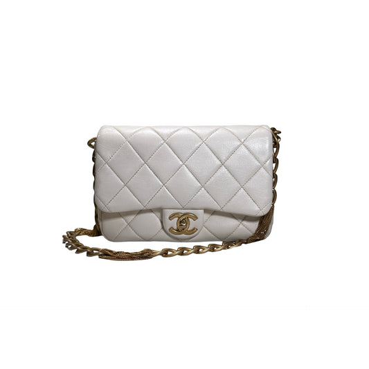 Used CHANEL Quilted Classic Flap Chain Shoulder Bag White