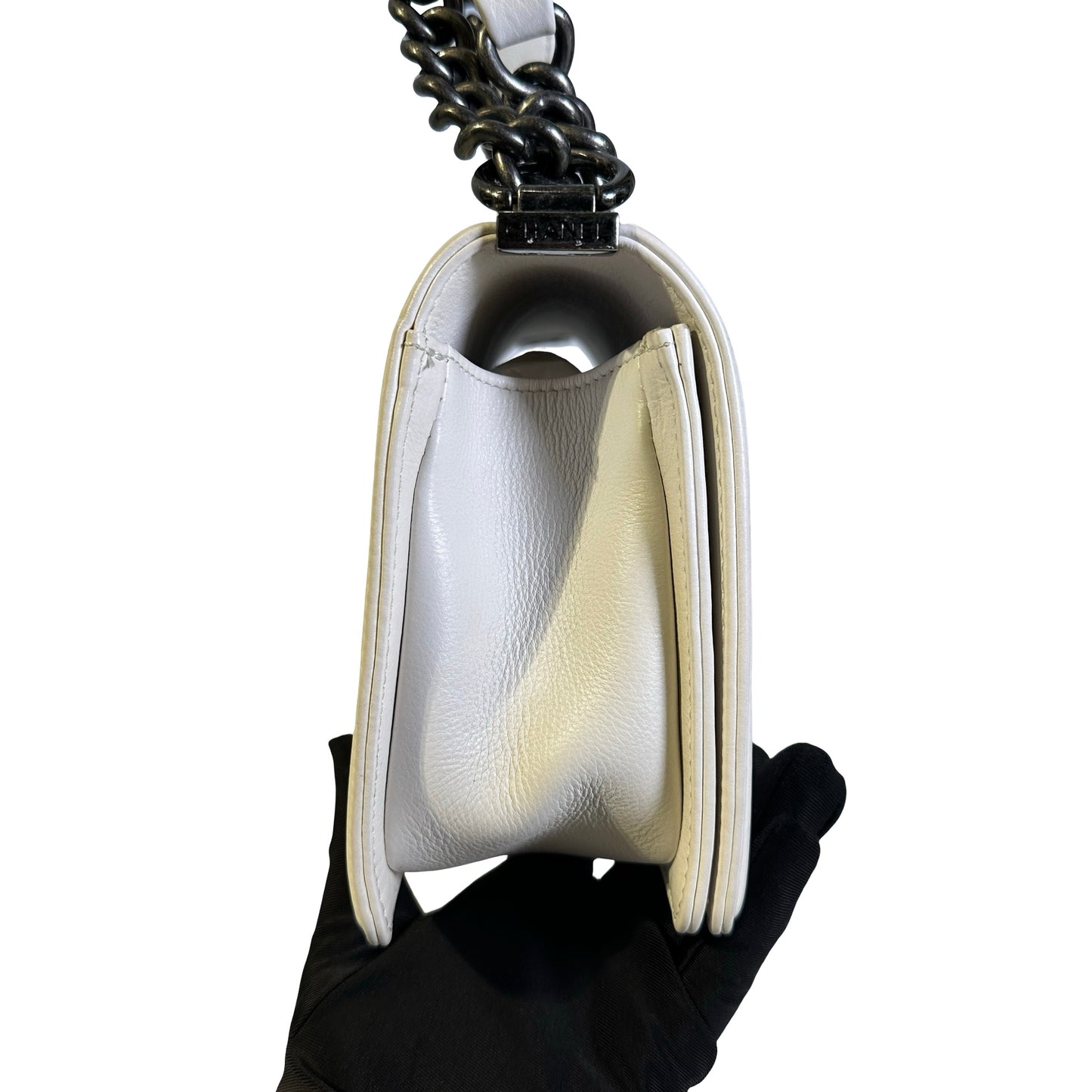 Used CHANEL Quilted Calfskin Boy Chain Shoulder Bag White