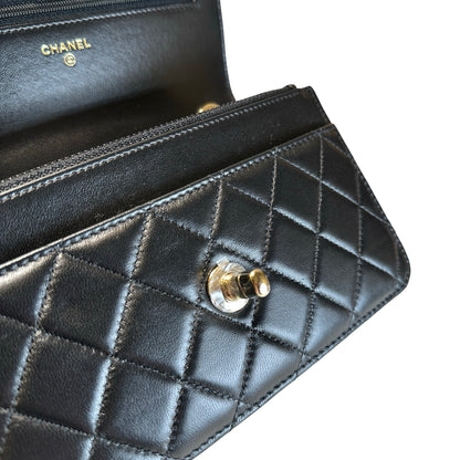 Used CHANEL Quilted Lambskin Wallet on chain Wallet on chain Black Gold