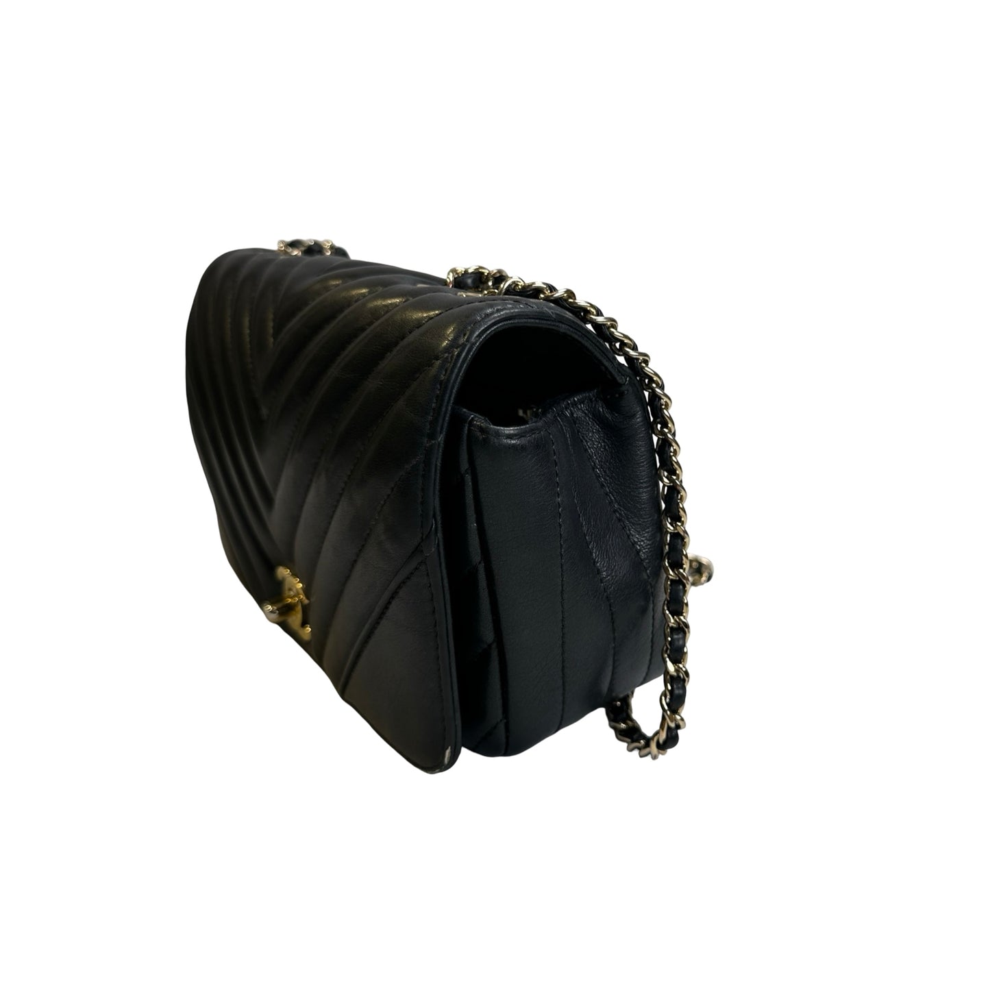Used CHANEL Chevron Leather Chevron Flap Bag Chain Shoulder Bag Black Gold