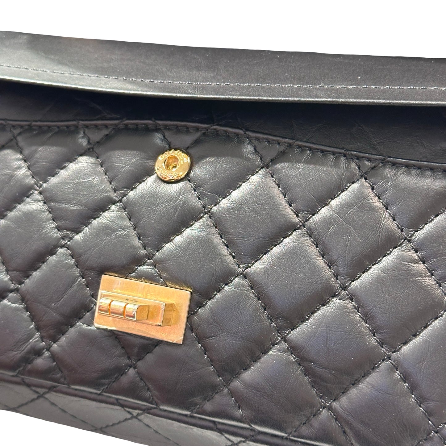 CHANEL Chain Shoulder Bag