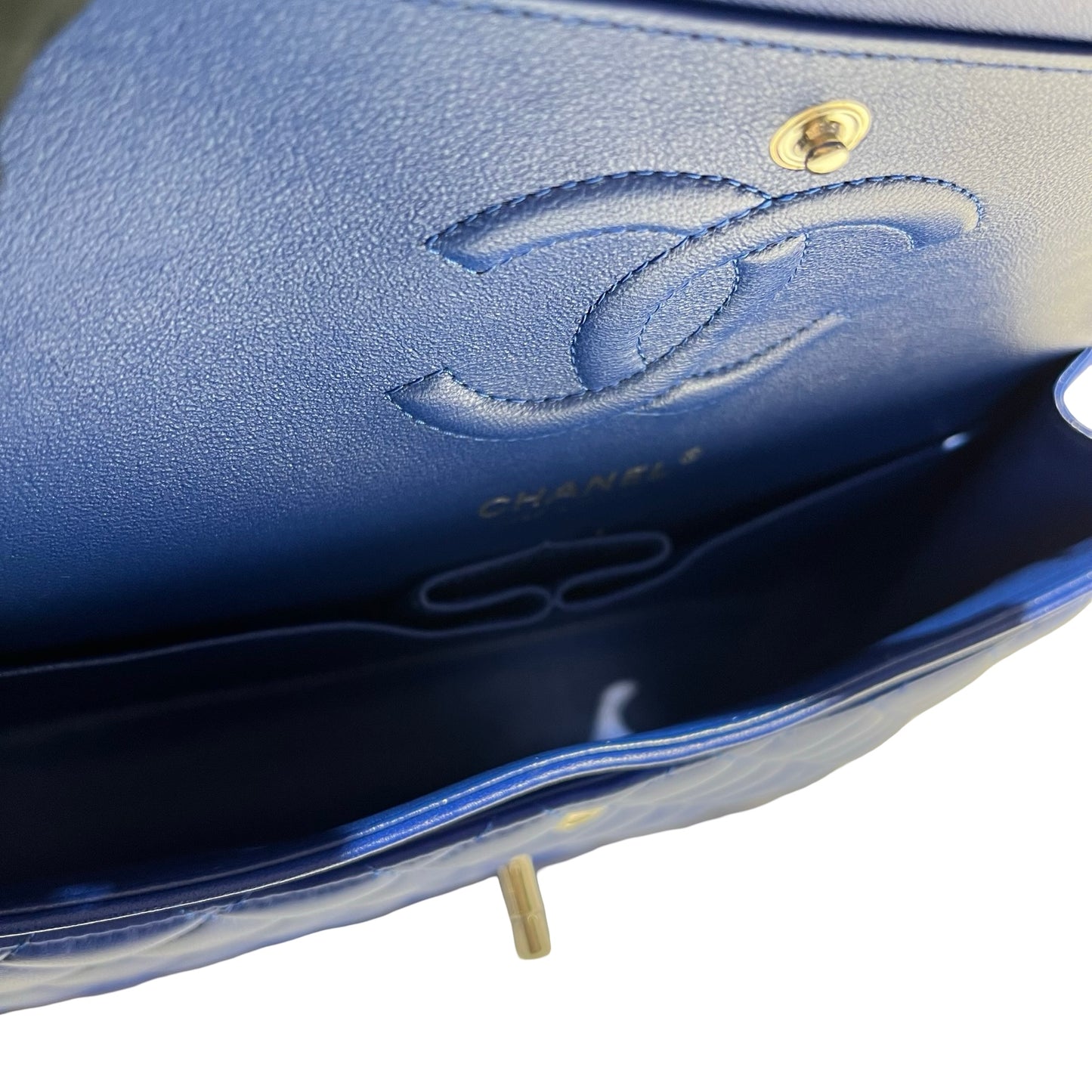 CHANEL BLUE LAMBSKIN CF25 [3001057]