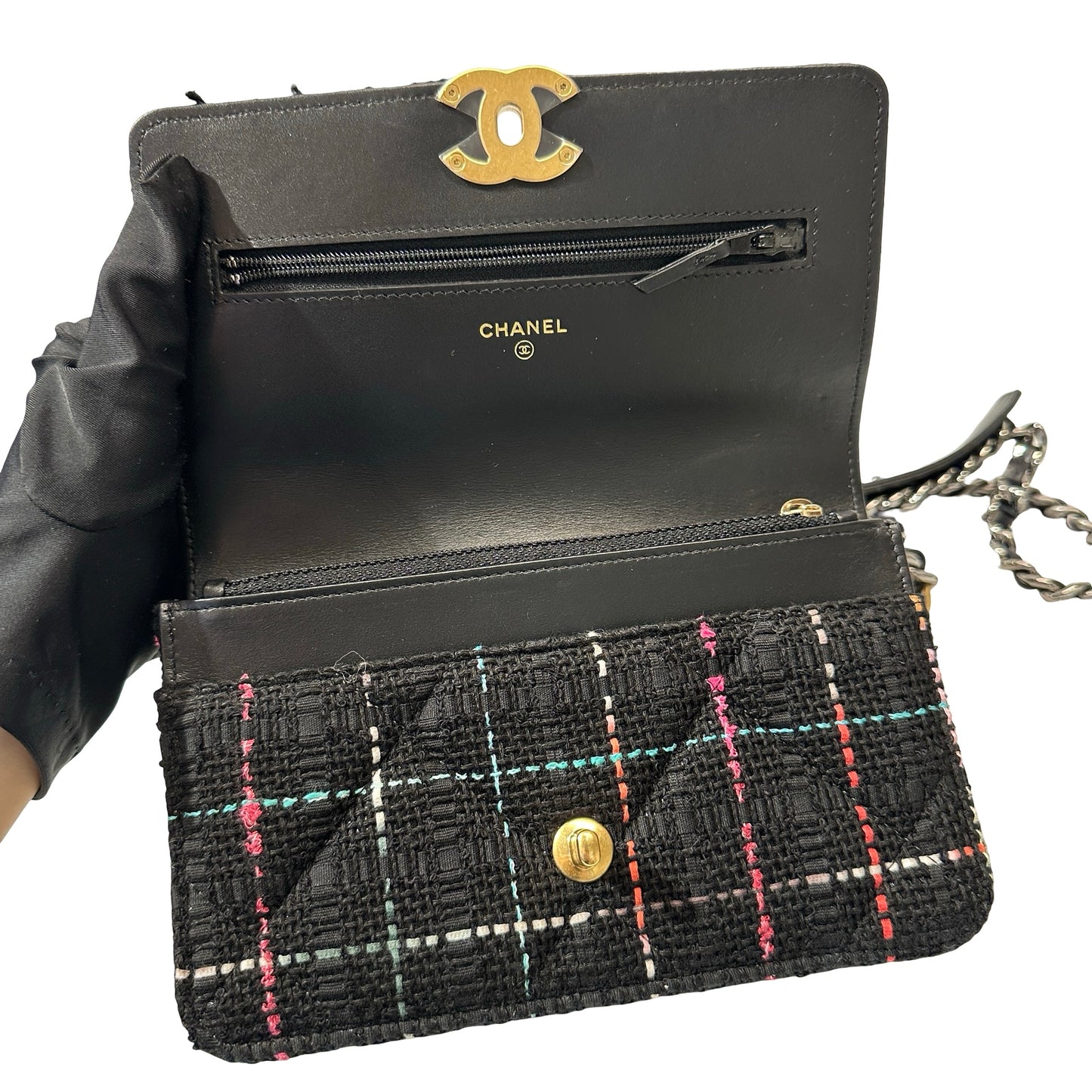 Unused CHANEL 19 Tweed Chain Shoulder Bag Black GHW