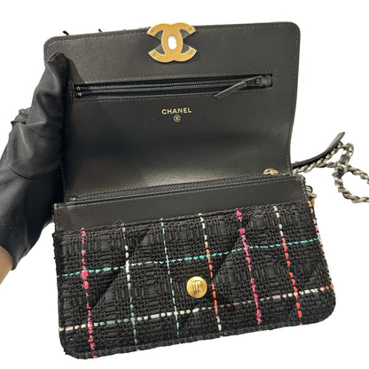 Unused CHANEL 19 Tweed Chain Shoulder Bag Black GHW