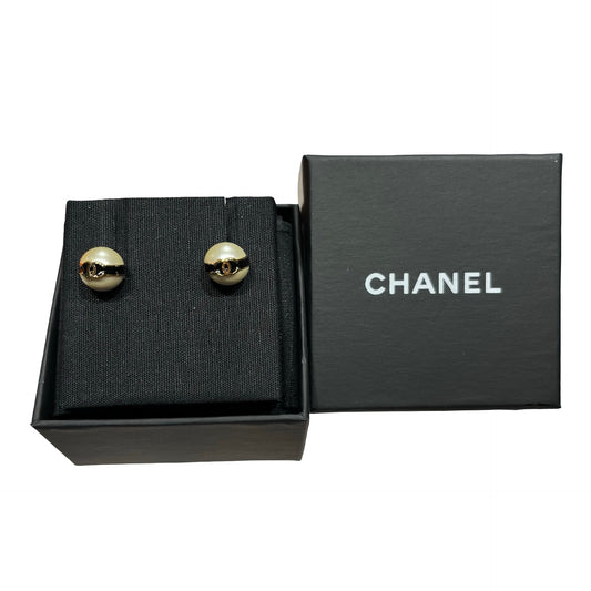 CHANEL Earrings Gold