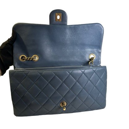 Used CHANEL Quilted Caviar Classic Flap Chain Shoulder Bag Grey Gold