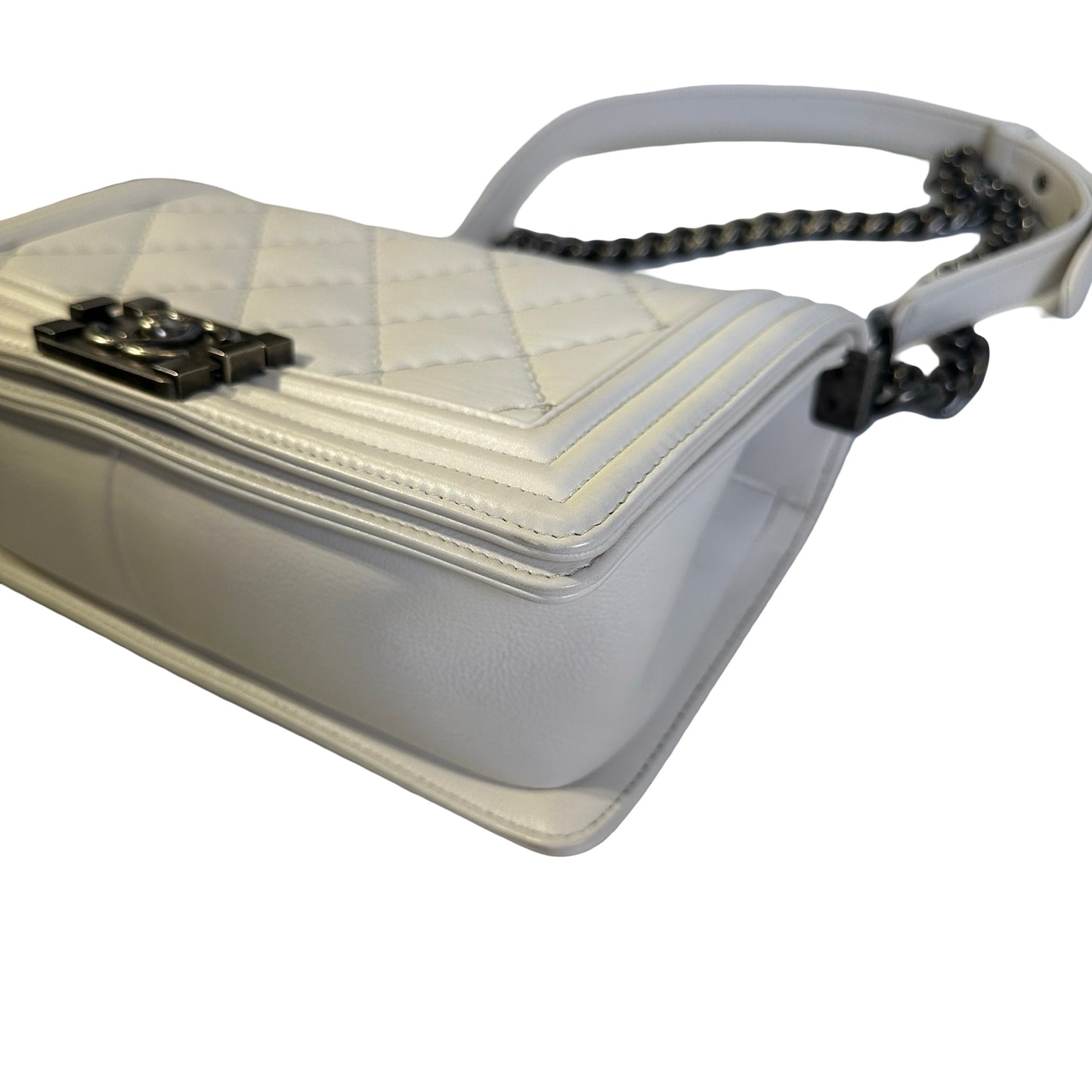 Used CHANEL Quilted Calfskin Boy Chain Shoulder Bag White